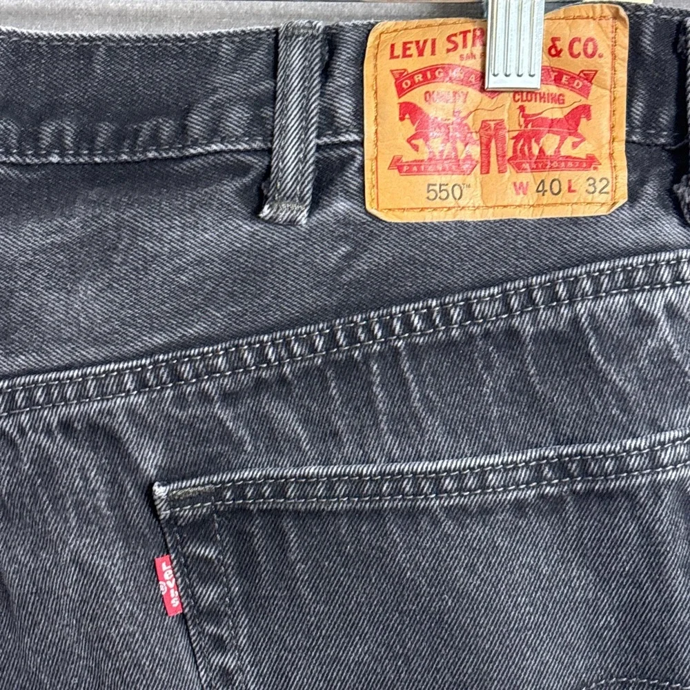 Levi's Slim Straight Jeans in Washed Black